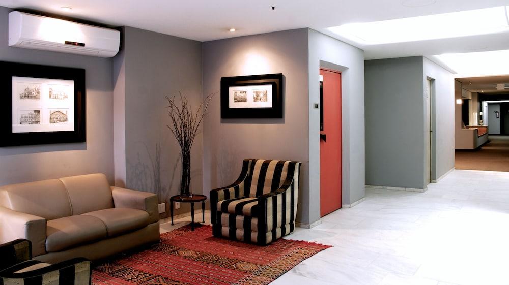 Duque Center Hotel Residence ปอร์โตอัลเลเกร ภายนอก รูปภาพ