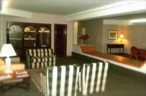 Duque Center Hotel Residence ปอร์โตอัลเลเกร ภายนอก รูปภาพ