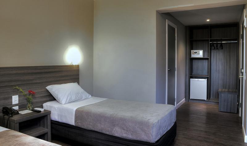 Duque Center Hotel Residence ปอร์โตอัลเลเกร ภายนอก รูปภาพ