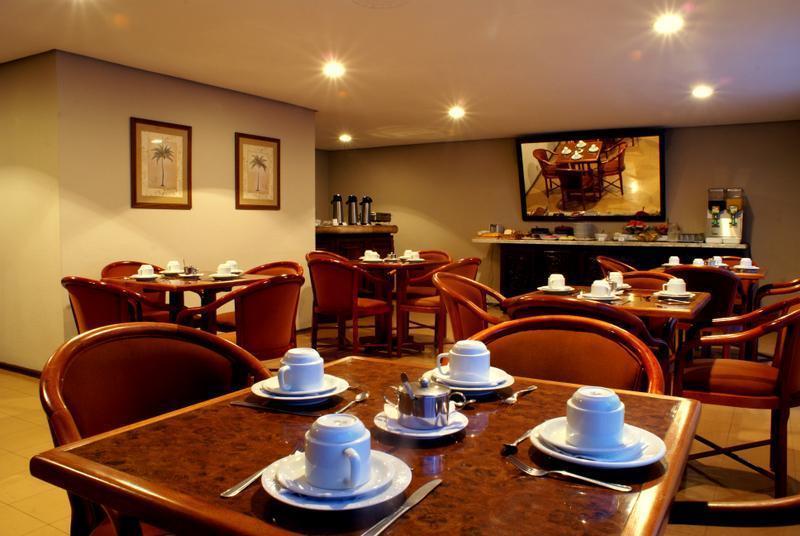 Duque Center Hotel Residence ปอร์โตอัลเลเกร ภายนอก รูปภาพ