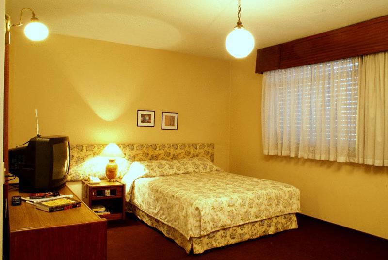 Duque Center Hotel Residence ปอร์โตอัลเลเกร ภายนอก รูปภาพ